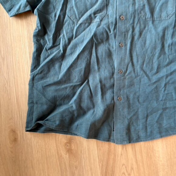 Kuhl Shirt Mens Large Blue Stealth Short Sleeve Button Up Hiking Outdoor - Picture 2 of 10
